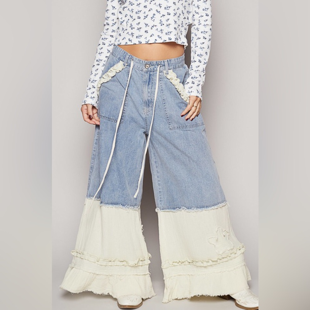 POL NWT Jeans Denim White Wide Leg Size Small - Large